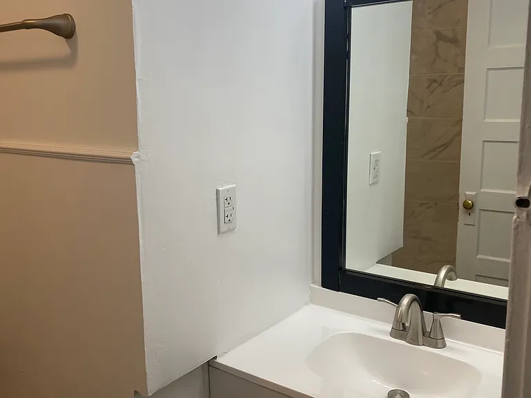 1617 W Avenue M — Photo 11