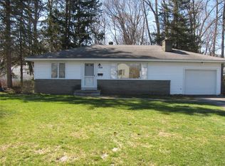 509 Roosevelt Rd, East Rochester, NY 14445