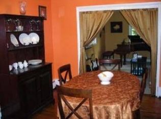 33 Robin Rd, Poughkeepsie, NY 12601