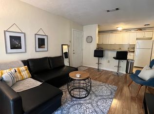 1035 SW 9th St APT H21, Gainesville, FL 32601