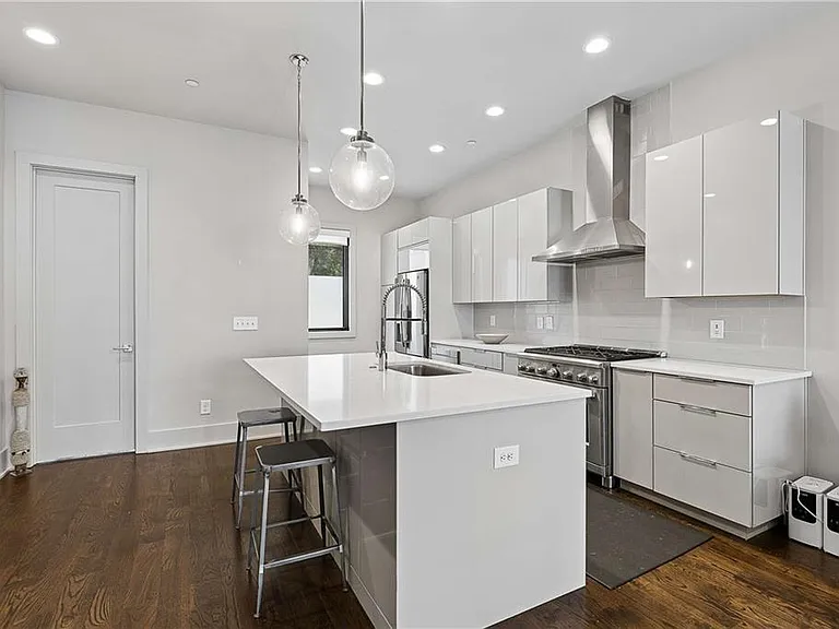 115 City View Ct NE — Photo 5