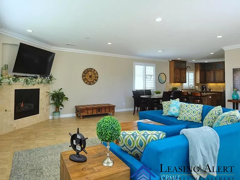 2526 Coburn Ln — Photo 14