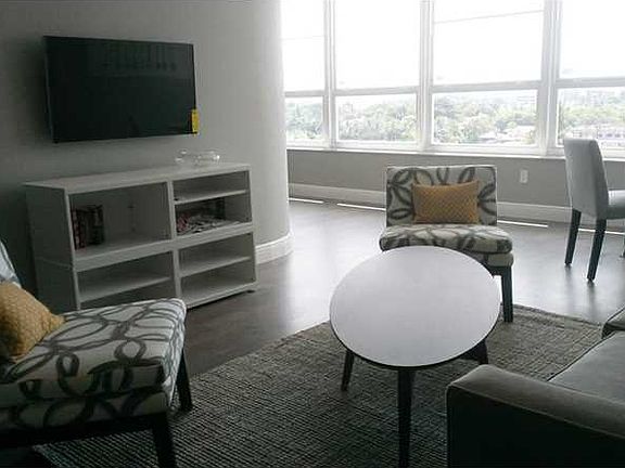 3rd image of 4925 Collins Ave APT 7H