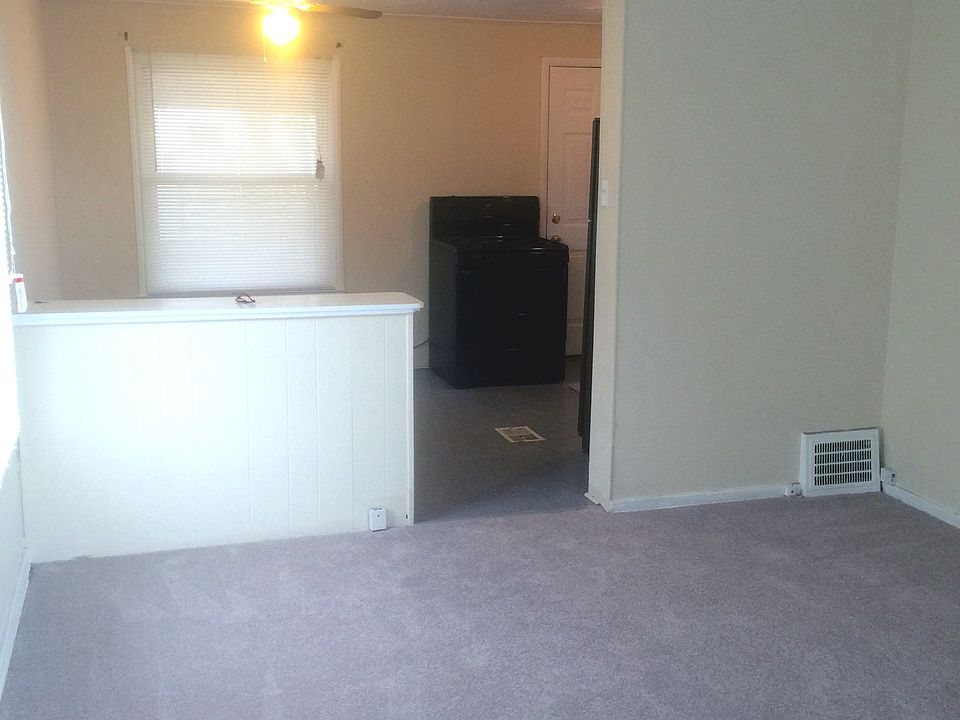 1st image of 14002 Cayuga Ct
