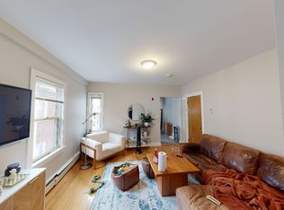 208 Banks St #2R, Cambridge, MA 02138