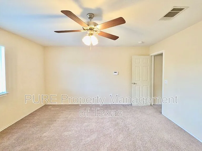 7412 Cayenne Ln — Photo 13