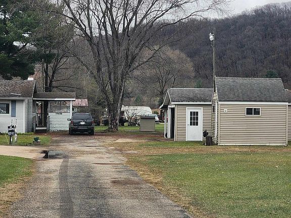 3rd image of 17432 Oakes Road