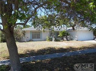 112 Santiago St, Royal Palm Beach, FL 33411