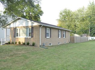 2614 S Walnut St, Springfield, IL 62704