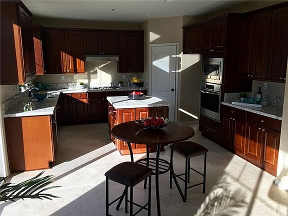 5th image of 15315 Knollview Pl