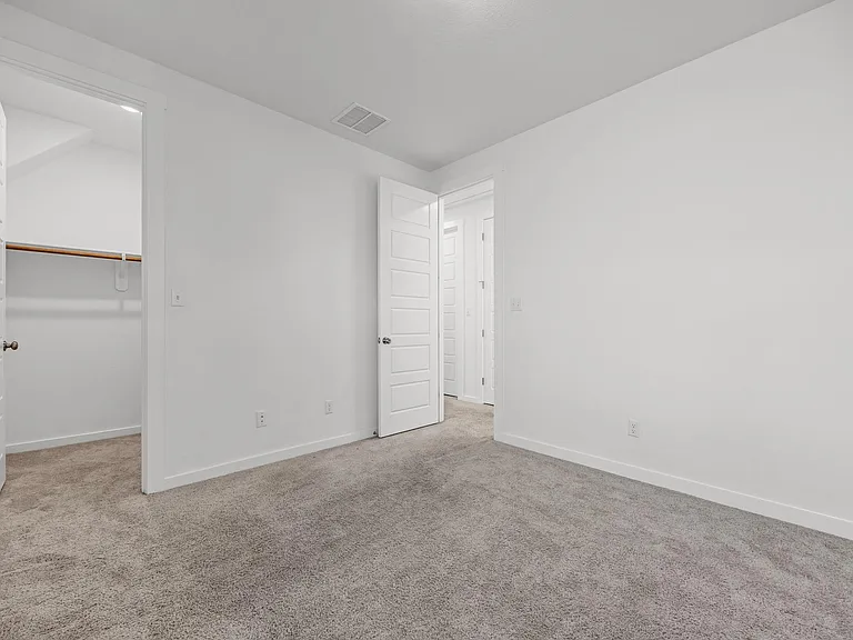 2145 Stampede Dr — Photo 23