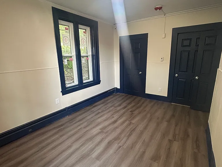 55 Green St #2 — Photo 6