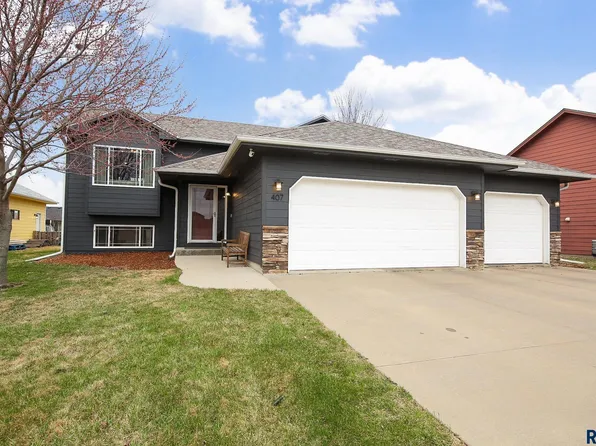 407 Macey Ave, Harrisburg, SD 57032