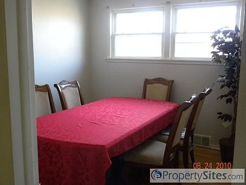 5th image of 2079 N 18th Ave