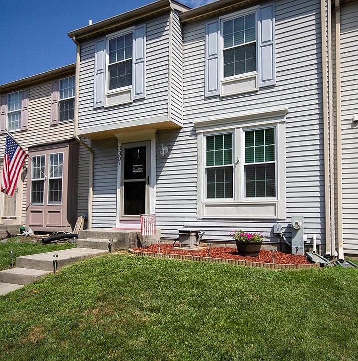 1st image of 3307 Garrison Cir