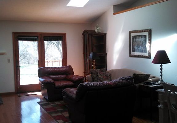 3rd image of 536 Westwood Dr