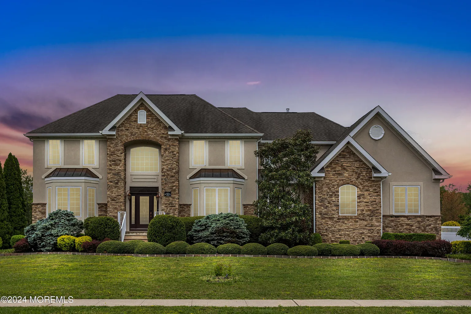 1806 Charlton Circle photo 1