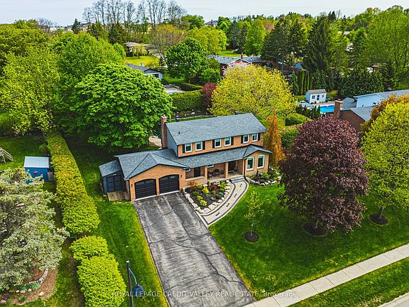 3rd image of 5 Valleygreen Cres S