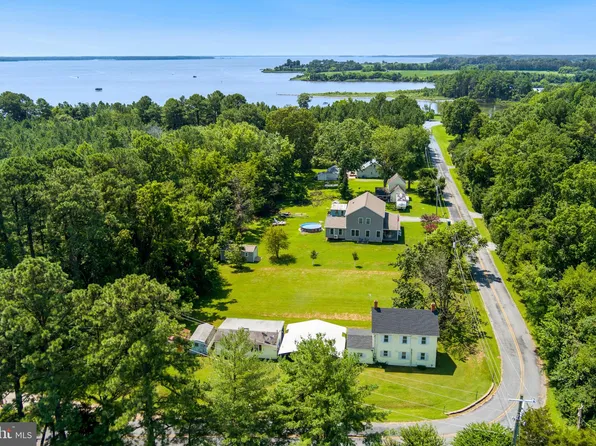 22783 McKinleyville Rd, Rock Hall, MD 21661