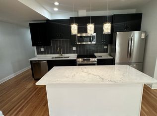 649 E Groveland Park #3, Chicago, IL 60616