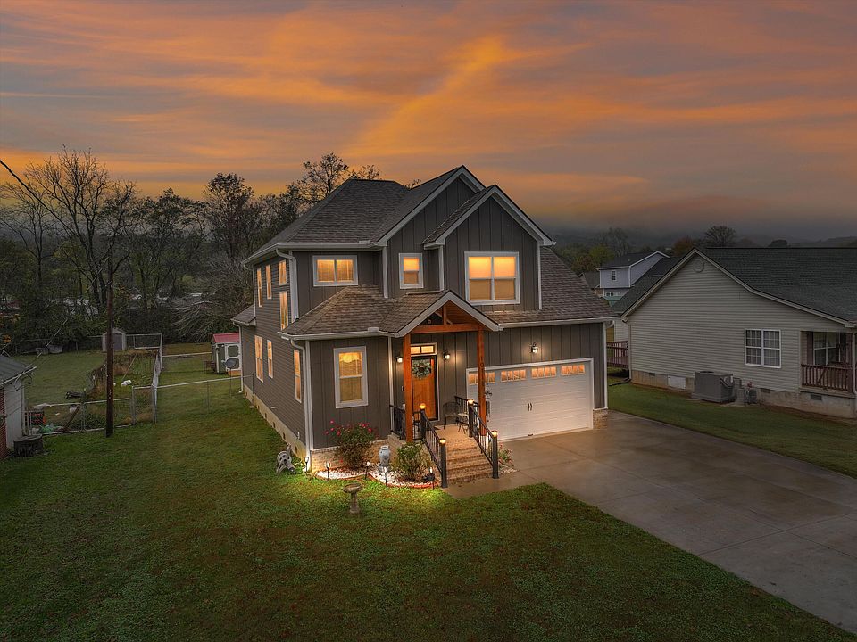 1st image of 1011 Browns Ferry Rd