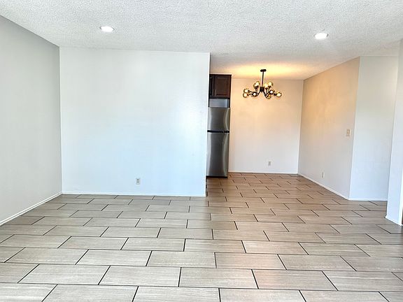 2nd image of 1496 Oakdale Ave APT 4