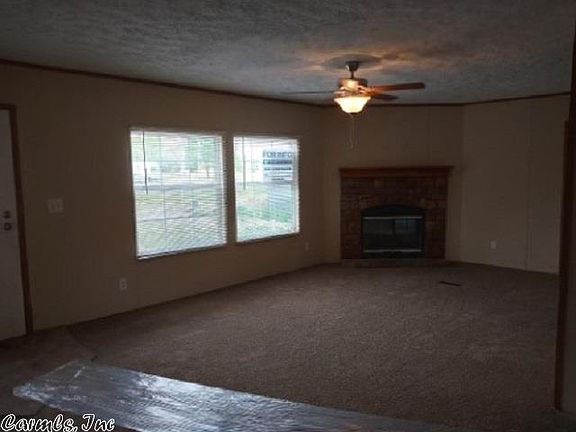 4th image of 6 Timberlane Dr