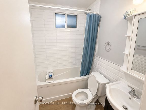 5th image of 634 Shaw St