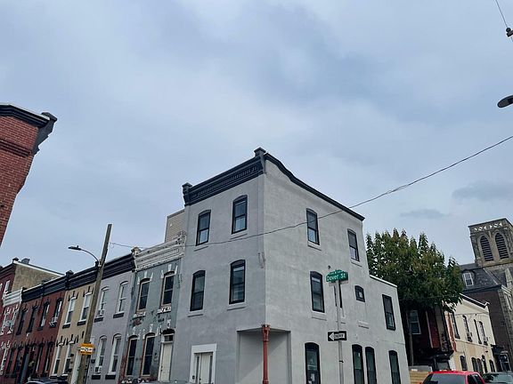 2nd image of 1401 N Dover St Unit 1