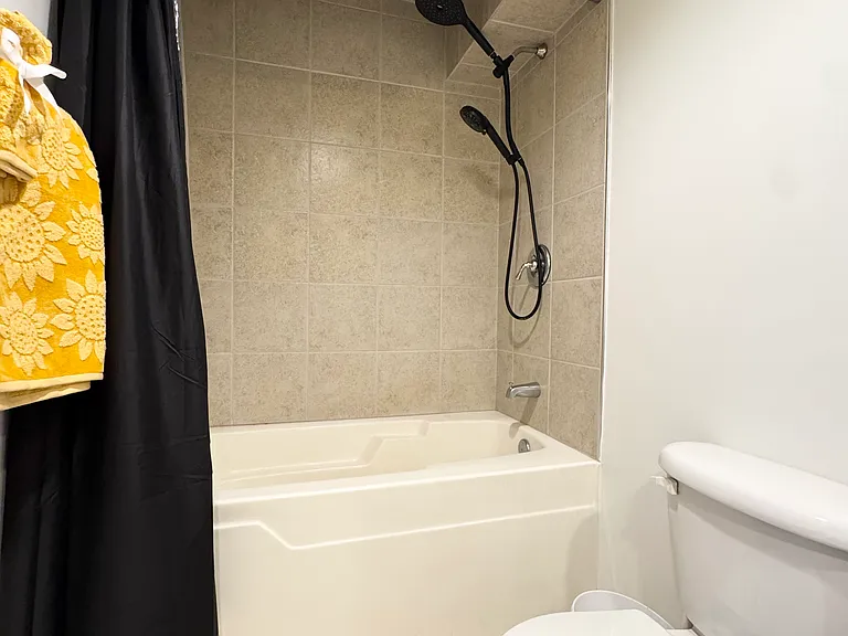 600A Admiral Blvd #807A — Photo 16