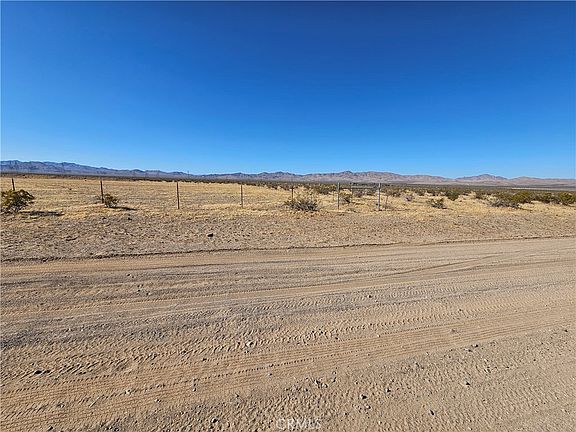 3rd image of 800 Alder St Lot 3