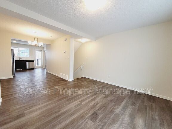 5th image of 19739 28th Ave NW