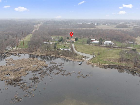 2nd image of 7692 N Emery Rd