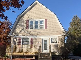 1204 N 11th St, Manitowoc, WI 54220