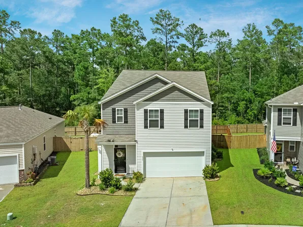 655 Silver Spruce St, Summerville, SC 29486