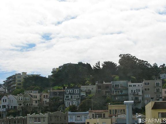 5th image of 3037 Market St