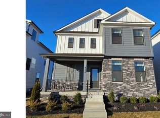 716 Bond St, Frederick, MD 21701
