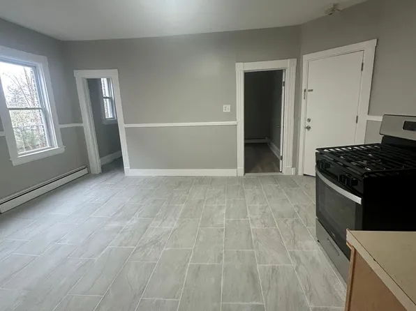 172 Glen St, New Britain, 172 Glen St #3L, New Britain, CT 06051