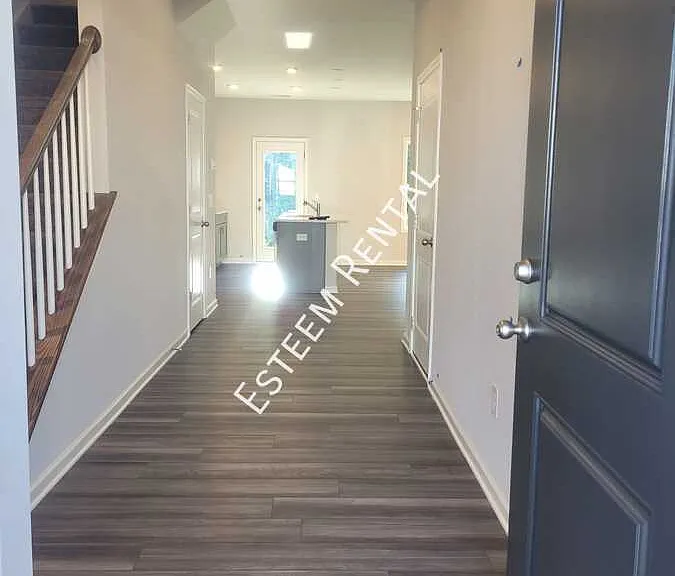 831 Oak Center Dr #1 — Photo 4
