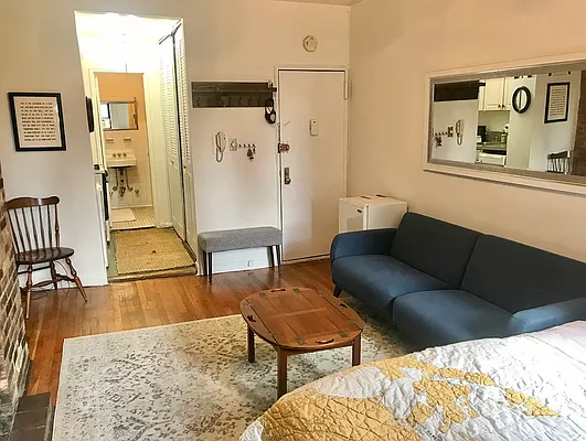 Rented by Compass | media 20