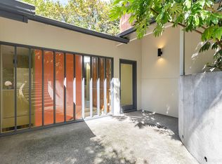 2260 SW Humphrey Park Rd, Portland, OR 97221