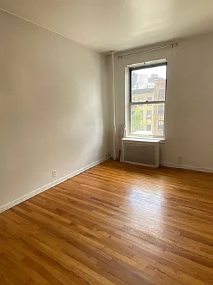 Rented by Green Line Realty | media 15