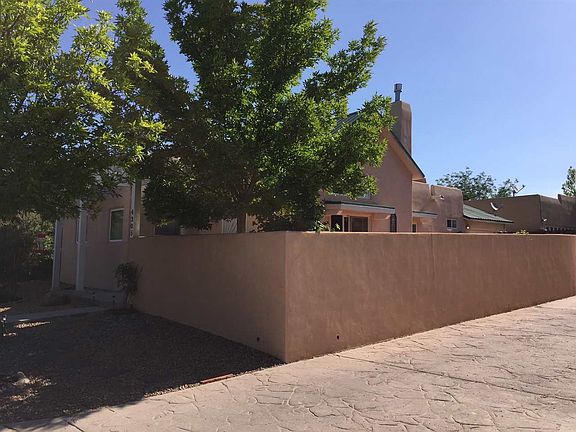 3rd image of 4305 Camino Lila