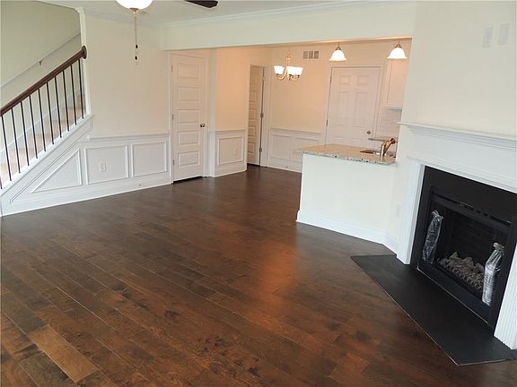 5th image of 5960 Garden Cir