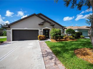 9370 Middle Oak Dr, Fort Myers, FL 33967