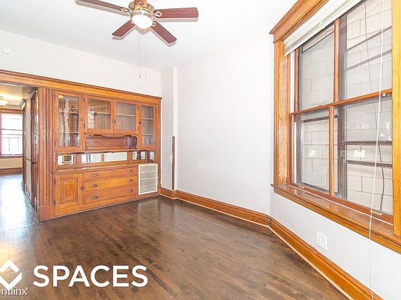 5th image of 2523 N California Ave #Unt1
