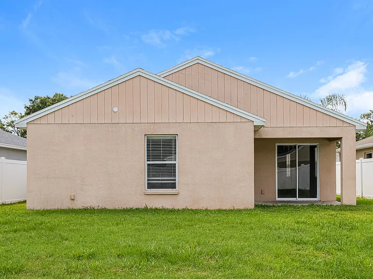 5062 Belmont Park Ln — Photo 16