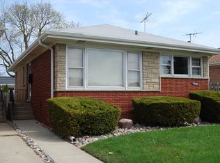 4906 Old Orchard Rd, Skokie, IL 60077
