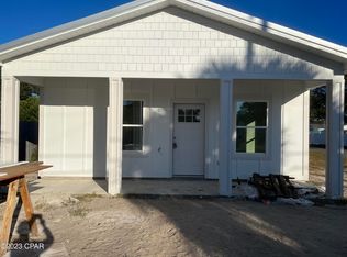 800 Redwood Ave, Panama City, FL 32401