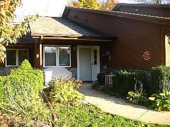 1st image of 431 Harbor Lake Dr